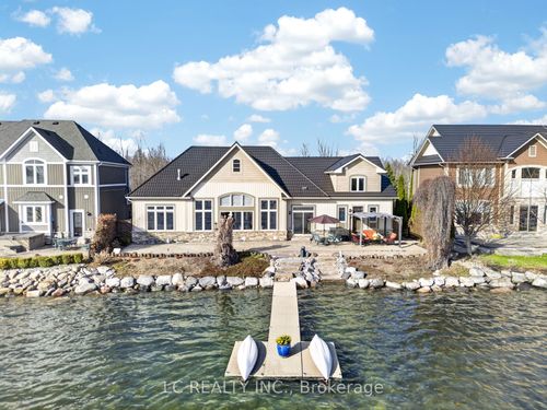 143 Victoria Cres, Orillia, ON, L3V0J5 | Card Image