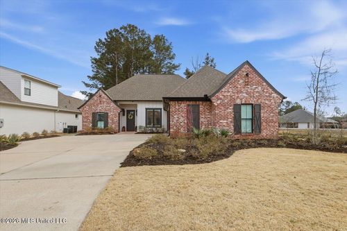 157 Bridge Water Loop, Madison, MS, 39110-8229 | Card Image