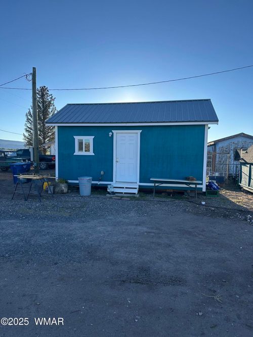 1601 E Becker Ln, Springerville, AZ, 85938-1139 | Card Image