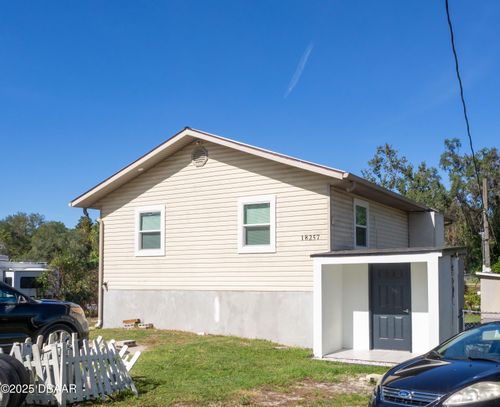 18257 Se 19th St, SILVER SPRINGS, FL, 34488-6317 | Card Image