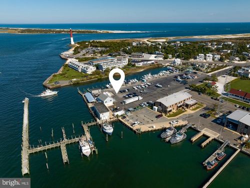 19 W 6th St, Barnegat Light, NJ, 08006-1530 | Card Image