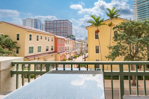 207-403 S Sapodilla Ave, West Palm Beach, FL, 33401-5765 | Card Image
