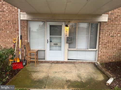 49-2615 Huntington Ave, ALEXANDRIA, VA, 22303-1405 | Card Image