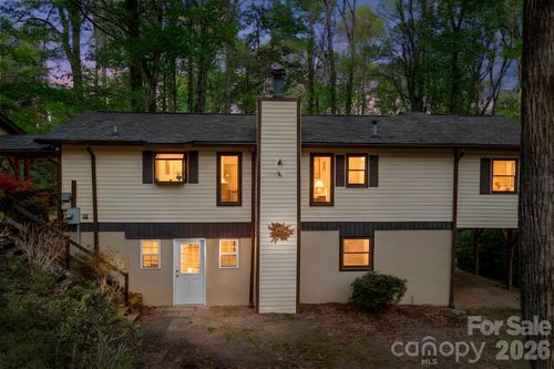 6 Gold Finch Ln, Maggie Valley, NC, 28751-0257 | Card Image