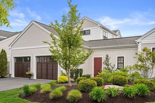 69-69 Abbey Rd, Westwood, MA, 02090-2960 | Card Image