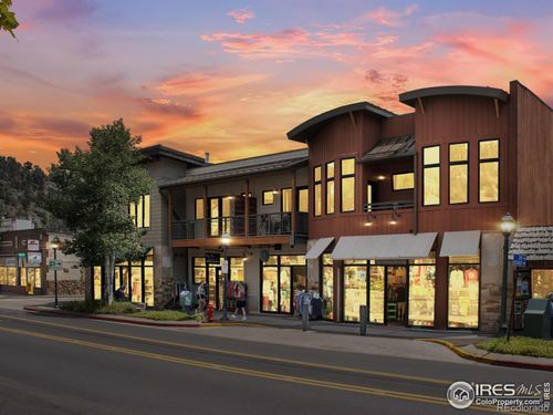unit-202-170 W Elkhorn Ave, Estes Park, CO, 80517-5015 | Card Image
