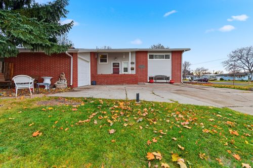 602 Carol Dr, Great Falls, MT, 59405-3712 | Card Image