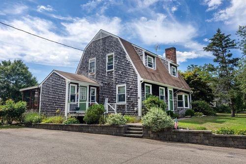 421 County Rd, West Wareham, MA, 02576-1503 | Card Image
