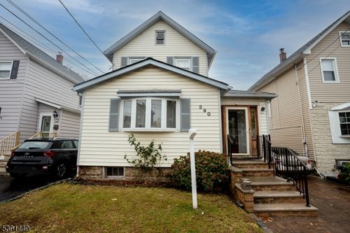 390 Forest St, Kearny, NJ, 07032-3516 | Card Image