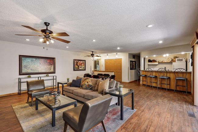 Community room | Image 27