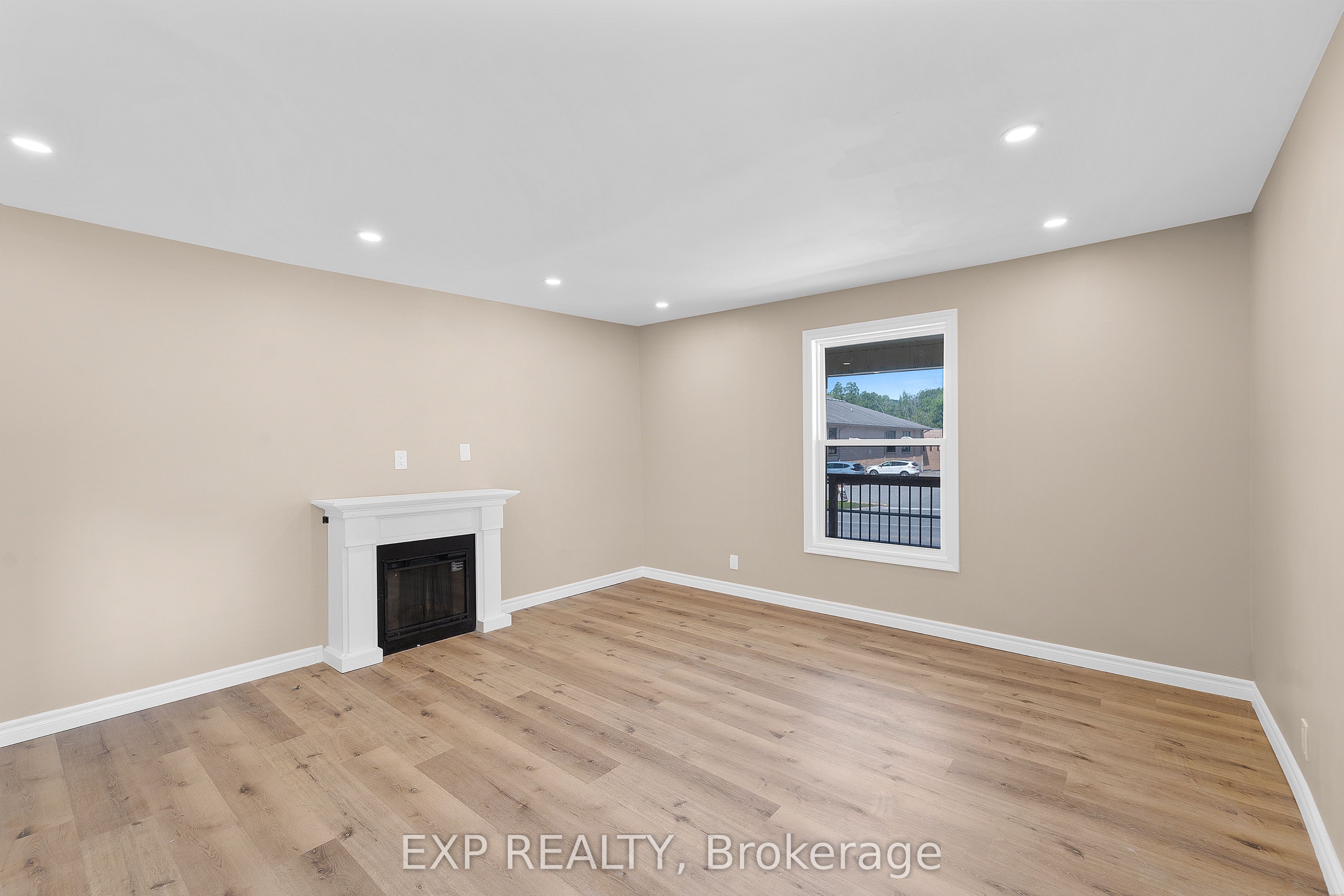 Residential Lease in Brighton 2