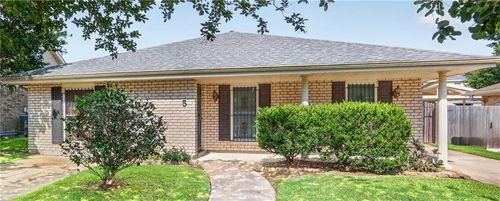 5 Brittany Dr, Kenner, LA, 70065-2008 | Card Image