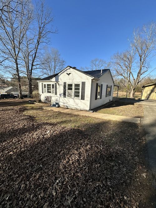 3011 Green Hill Dr, Centerville, TN, 37033-5950 | Card Image