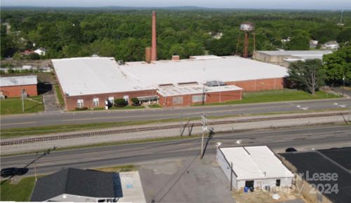 357 N Main St, Stanley, NC, 28164-1520 | Card Image