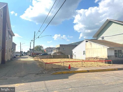 512 Market St, LYKENS, PA, 17048-1532 | Card Image