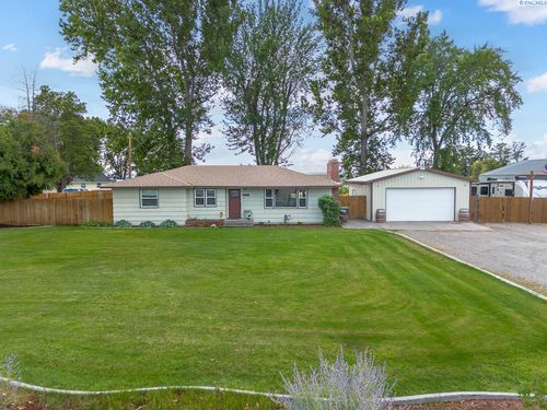 27073 Ice Harbor Drive, Burbank, WA, 99323 | Card Image