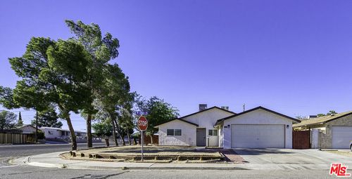 1240 W Langley Ave, Ridgecrest, CA, 93555-4734 | Card Image