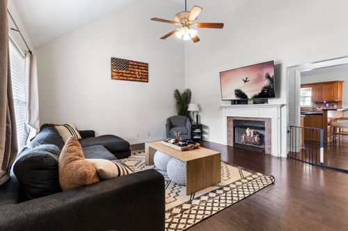 1375 Tannahill Way, Clarksville, TN, 37043-7978 | Card Image