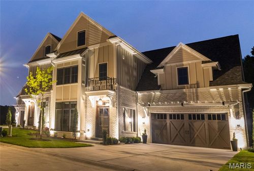 18 Enclave Dr, Saint Louis, MO, 63122-3382 | Card Image