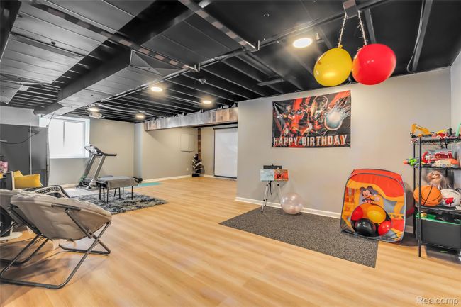 C-59625 Twin Pines dr, Lyon Twn-Inside-24.jpg | Image 42