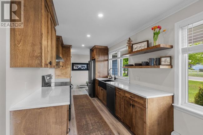 318 High St, House other with 3 bedrooms, 2 bathrooms and null parking in Summerside PE | Image 6