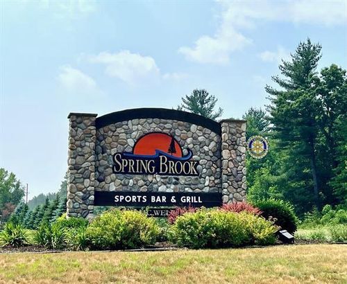 364 Lake Shore Dr, Wisconsin Dells, WI, 53965-9210 | Card Image