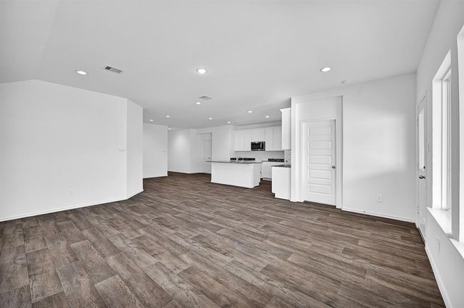 *Images and 3D tour is for illustration only and options may vary from home as built. | Image 17