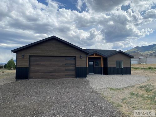 810 Excelsior Ln, Challis, ID, 83226 | Card Image