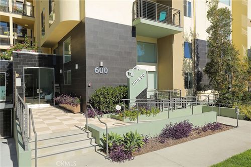 113-600 S Ridgeley Dr, Los Angeles, CA, 90036-4235 | Card Image