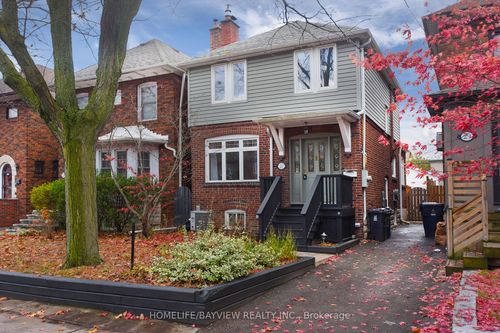 27 Cranbrooke Ave, Toronto, ON, M5M1M3 | Card Image
