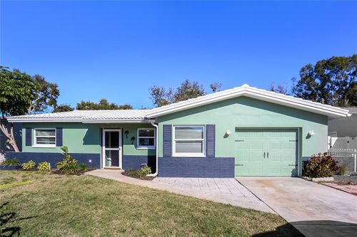 6935 301st Ave N, CLEARWATER, FL, 33761-1022 | Card Image