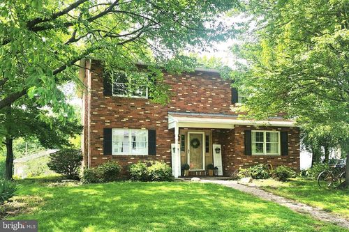 233 Roseanna St, Wiley Ford, WV, 26767-8032 | Card Image