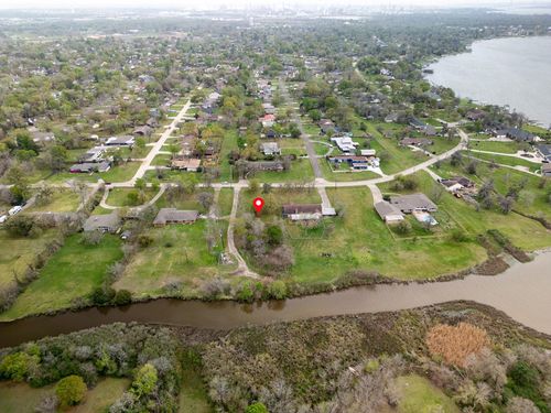0 N Burnett Dr, Baytown, TX, 77520 | Card Image