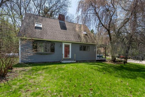 6 Pine Woods Rd, East Kingston, NH, 03827-2131 | Card Image