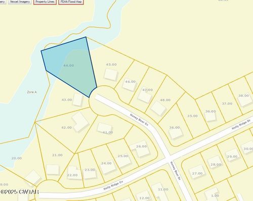 69 Honey Bear Cv, Jackson, TN, 38305-2455 | Card Image