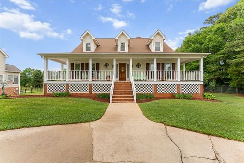 121 Sun Chase Dr, Easley, SC, 29642-8379 | Card Image