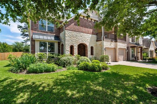 22214 Pine Tree Dr, Tomball, TX, 77377-2524 | Card Image