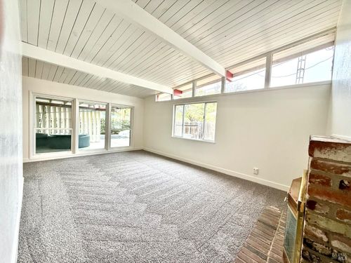 240 S 7th St, Dixon, CA, 95620-3606 | Card Image