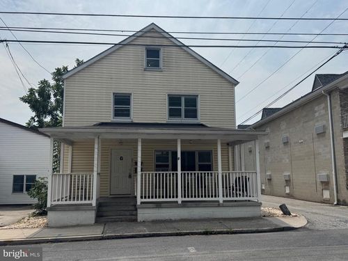 25 E Water St, GETTYSBURG, PA, 17325-1834 | Card Image