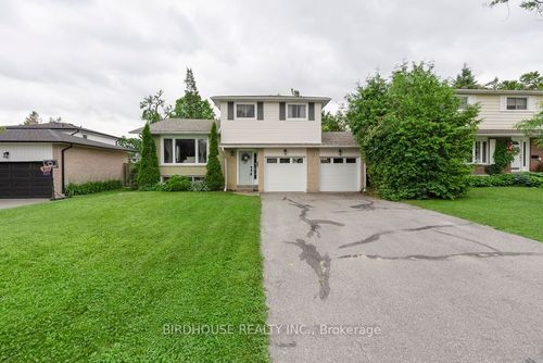 15 Redwing St, Lindsay, ON, K9V4T4 | Card Image