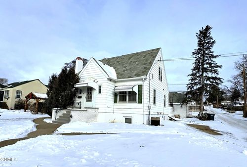 1208 1st St Nw, Mandan, ND, 58554-2604 | Card Image