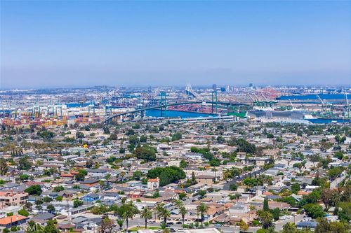 348 S Hamilton Ave, San Pedro, CA, 90732-3226 | Card Image