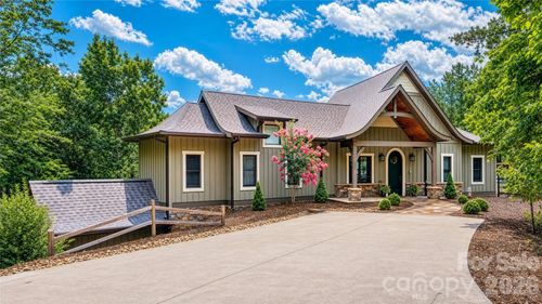 111 Lookout Pt, Nebo, NC, 28761-9210 | Card Image