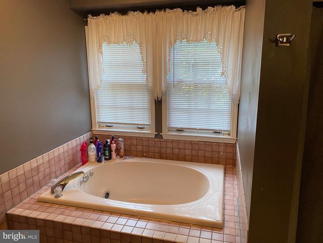 4 Tall Oaks Dr, House other with 3 bedrooms, 3 bathrooms and null parking in POTTSVILLE PA | Image 15
