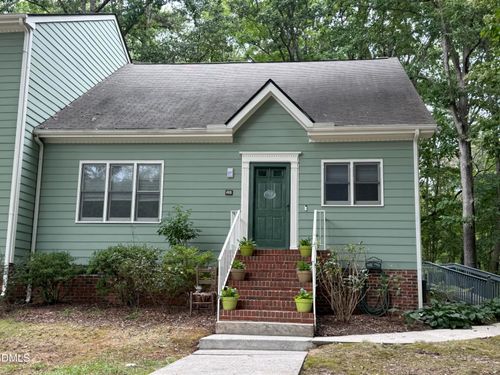 400 Oak Run Drive, Raleigh, NC, 27606 | Card Image