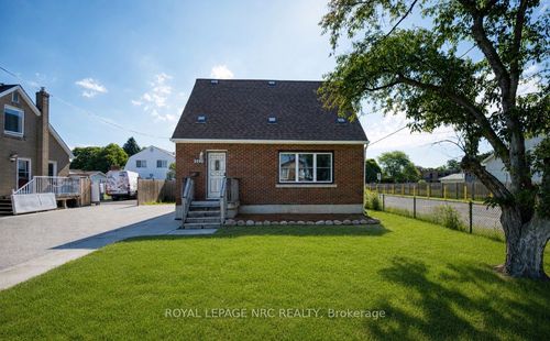 3090 Dorchester Rd, Niagara Falls, ON, L2J2Z7 | Card Image