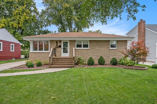 2636 Monaldi Pkwy, Dyer, IN, 46311-2134 | Card Image