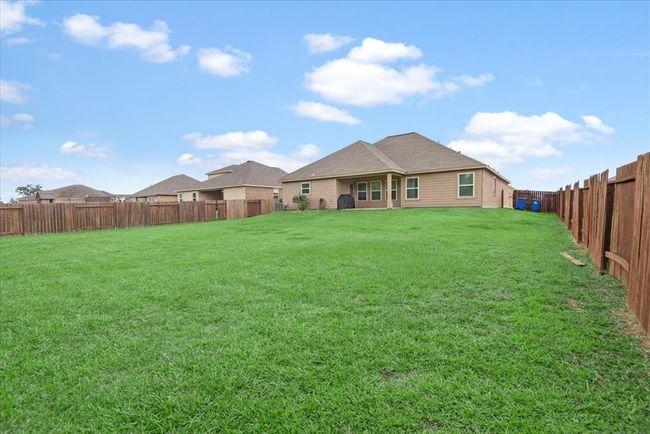 18716 Encinal Trl, House other with 3 bedrooms, 2 bathrooms and 2 parking in Magnolia TX | Image 34
