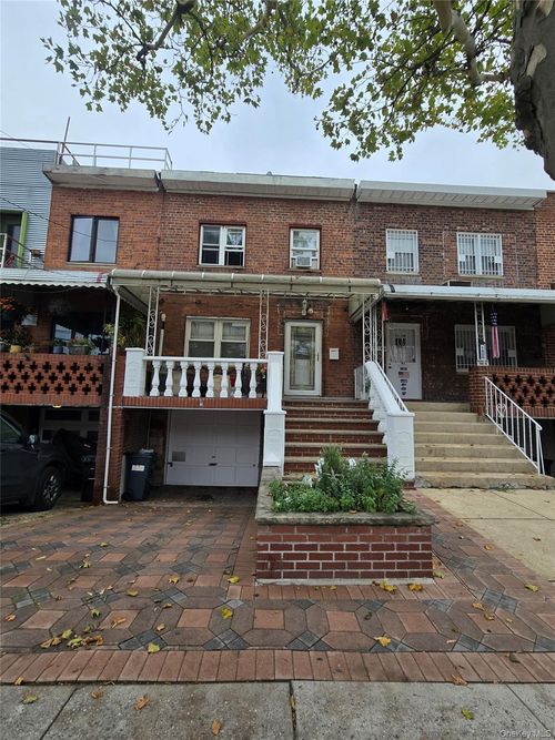 1810 Starr St, Ridgewood, NY, 11385-1133 | Card Image