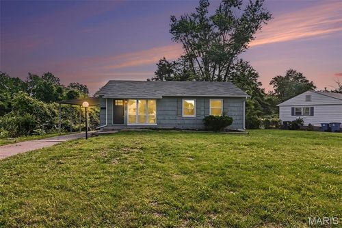 9800 Scottdale Drive, St Louis, MO, 63136 | Card Image